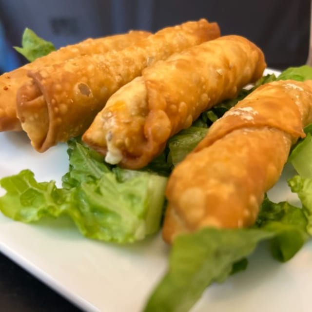 Cheese Rolls 4 Pieces.